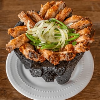 Molcajete Pescuezos / Chicken Necks Molcajete